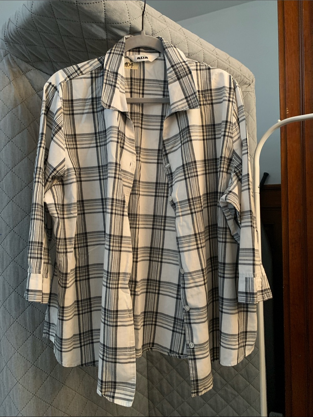 Alya Black and White Plaid Casual Button-Down Shirt